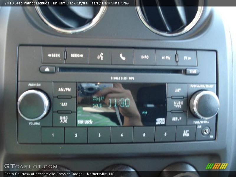 Brilliant Black Crystal Pearl / Dark Slate Gray 2010 Jeep Patriot Latitude