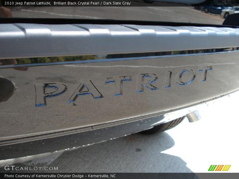 Brilliant Black Crystal Pearl / Dark Slate Gray 2010 Jeep Patriot Latitude