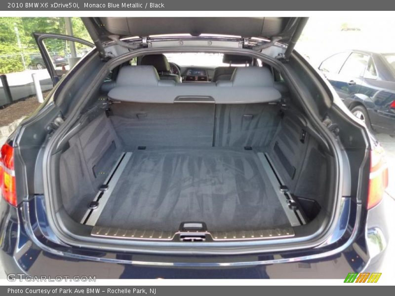  2010 X6 xDrive50i Trunk