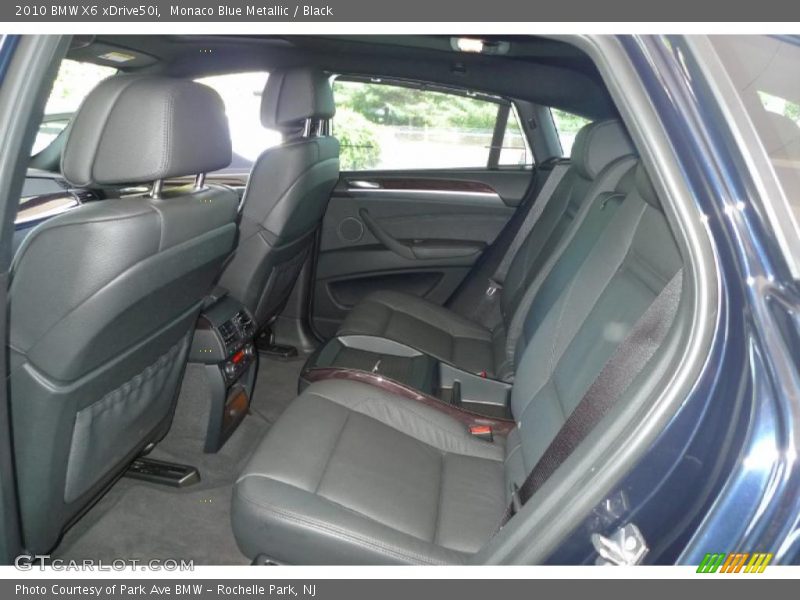 Rear Seat of 2010 X6 xDrive50i