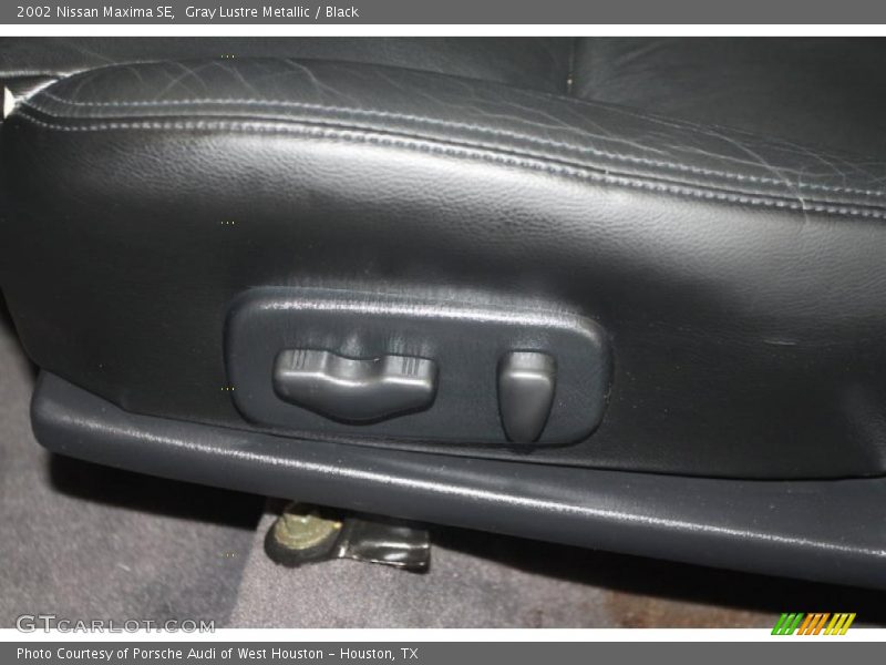 Gray Lustre Metallic / Black 2002 Nissan Maxima SE