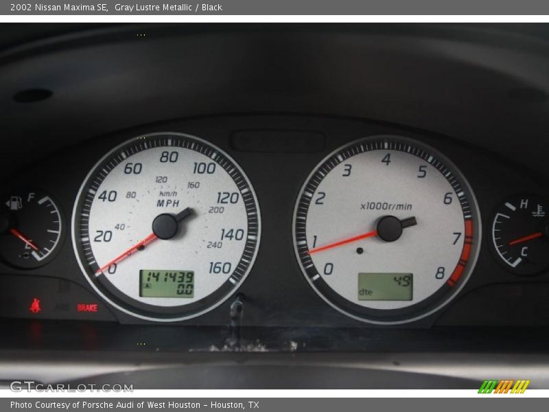 Gray Lustre Metallic / Black 2002 Nissan Maxima SE