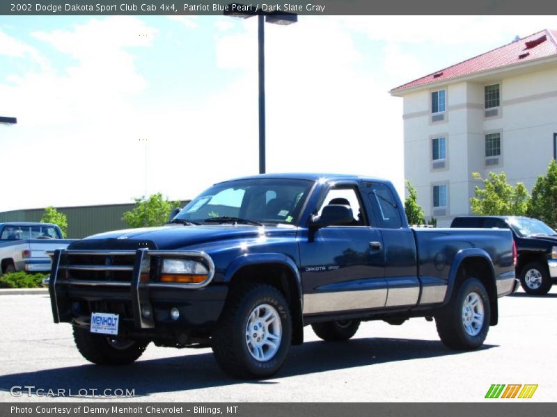 Patriot Blue Pearl / Dark Slate Gray 2002 Dodge Dakota Sport Club Cab 4x4
