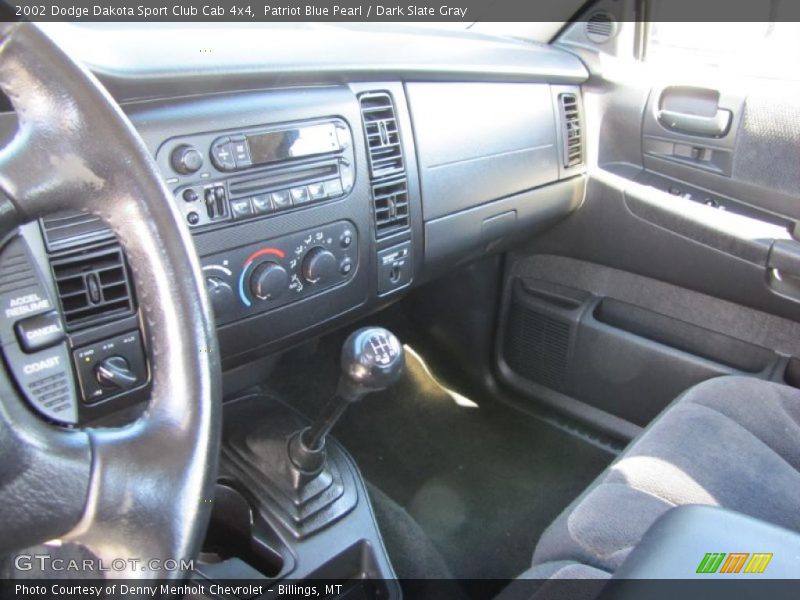 Patriot Blue Pearl / Dark Slate Gray 2002 Dodge Dakota Sport Club Cab 4x4