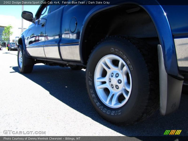 Patriot Blue Pearl / Dark Slate Gray 2002 Dodge Dakota Sport Club Cab 4x4