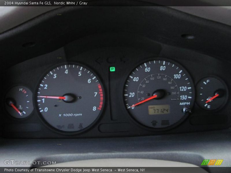 Nordic White / Gray 2004 Hyundai Santa Fe GLS