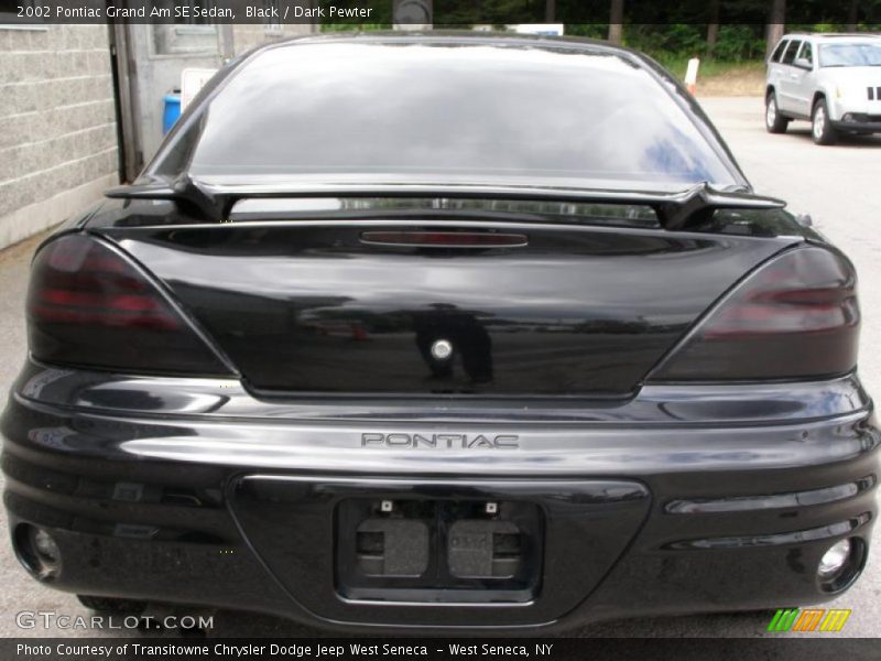 Black / Dark Pewter 2002 Pontiac Grand Am SE Sedan