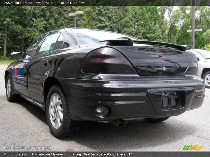 Black / Dark Pewter 2002 Pontiac Grand Am SE Sedan