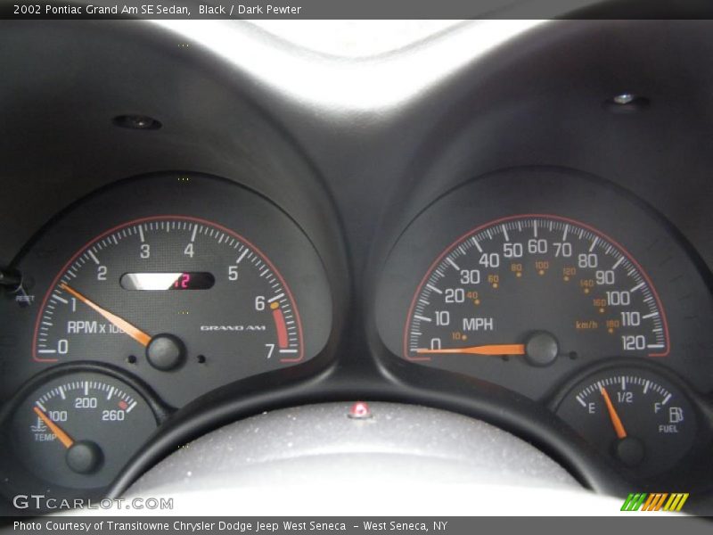 Black / Dark Pewter 2002 Pontiac Grand Am SE Sedan