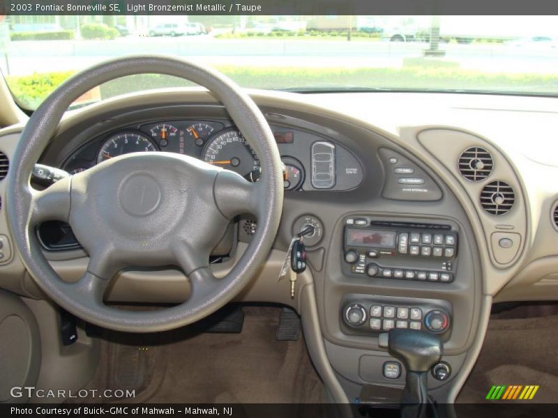 Light Bronzemist Metallic / Taupe 2003 Pontiac Bonneville SE
