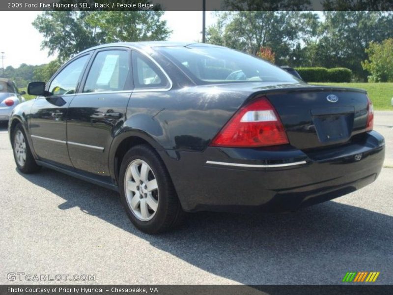 Black / Pebble Beige 2005 Ford Five Hundred SEL