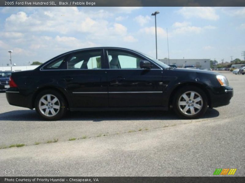 Black / Pebble Beige 2005 Ford Five Hundred SEL