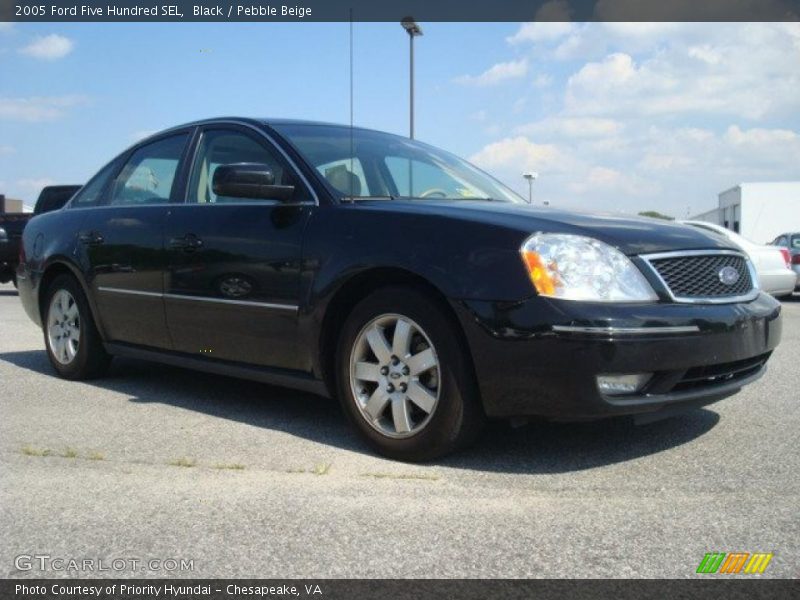 Black / Pebble Beige 2005 Ford Five Hundred SEL