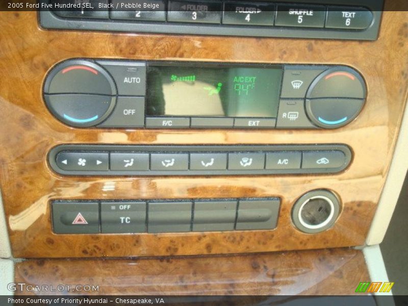 Black / Pebble Beige 2005 Ford Five Hundred SEL
