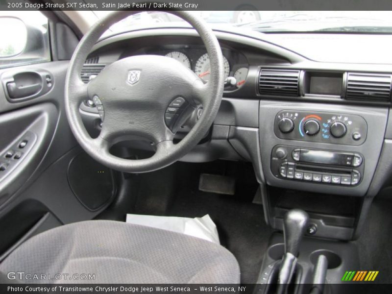 Satin Jade Pearl / Dark Slate Gray 2005 Dodge Stratus SXT Sedan