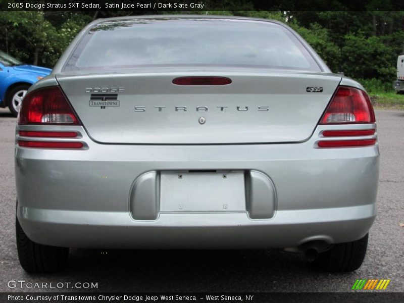 Satin Jade Pearl / Dark Slate Gray 2005 Dodge Stratus SXT Sedan