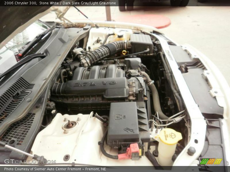 Stone White / Dark Slate Gray/Light Graystone 2006 Chrysler 300