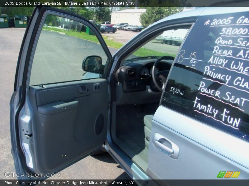 Butane Blue Pearl / Medium Slate Gray 2005 Dodge Grand Caravan SE