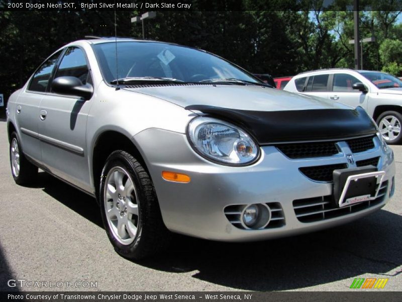 Bright Silver Metallic / Dark Slate Gray 2005 Dodge Neon SXT