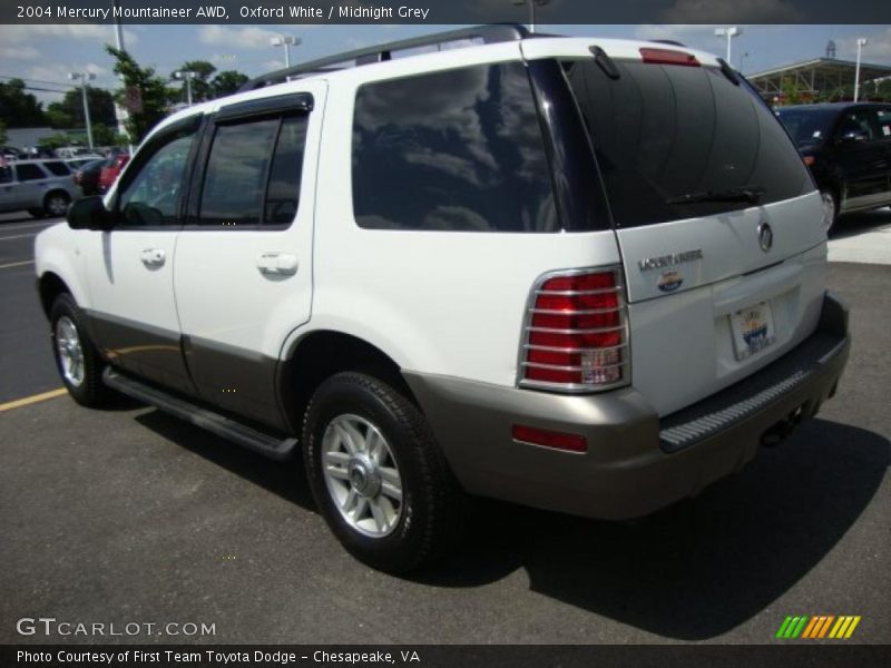 Oxford White / Midnight Grey 2004 Mercury Mountaineer AWD