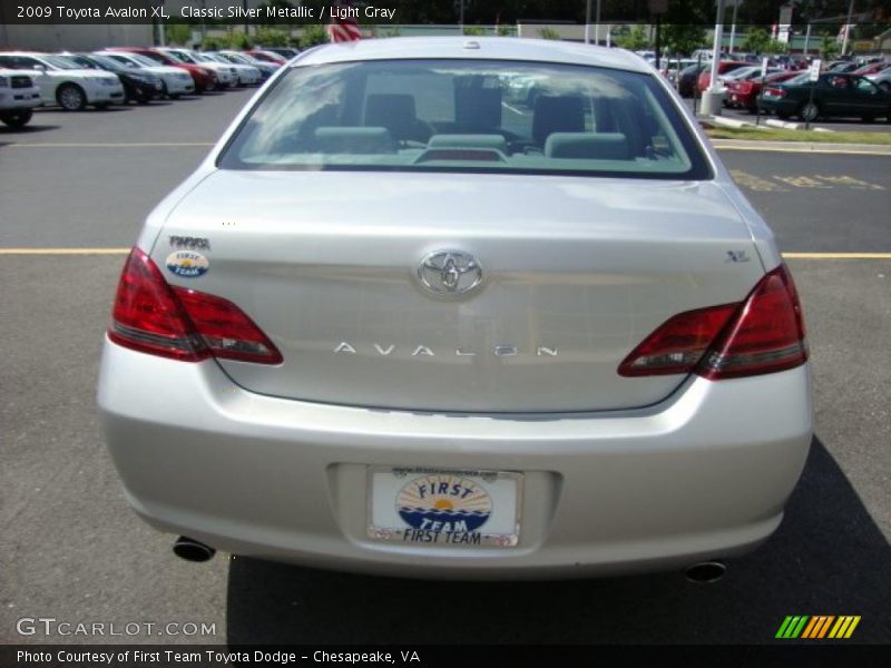 Classic Silver Metallic / Light Gray 2009 Toyota Avalon XL
