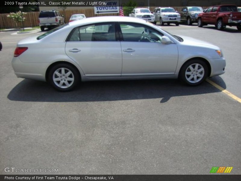 Classic Silver Metallic / Light Gray 2009 Toyota Avalon XL