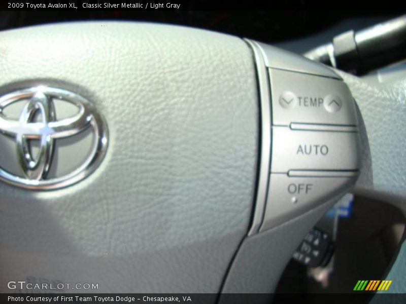 Classic Silver Metallic / Light Gray 2009 Toyota Avalon XL
