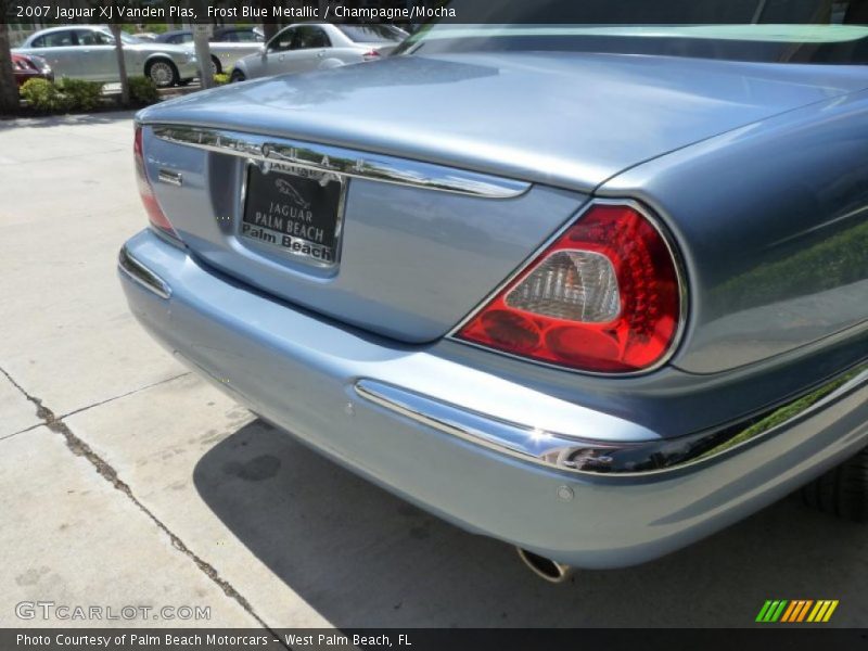 Frost Blue Metallic / Champagne/Mocha 2007 Jaguar XJ Vanden Plas