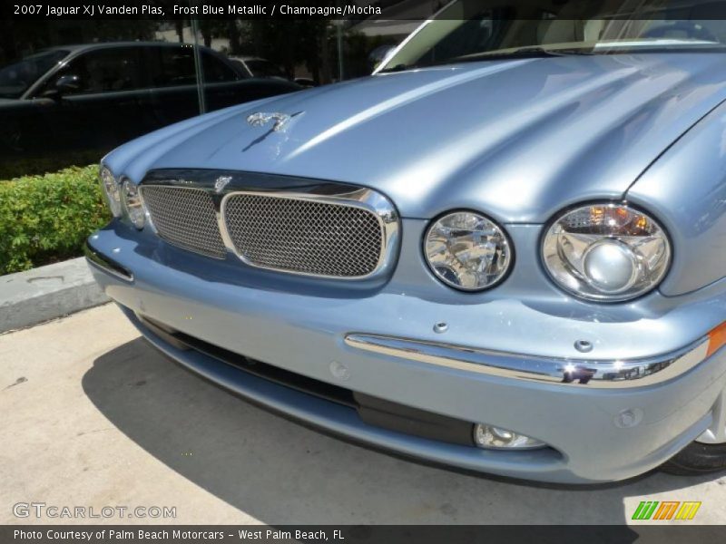 Frost Blue Metallic / Champagne/Mocha 2007 Jaguar XJ Vanden Plas