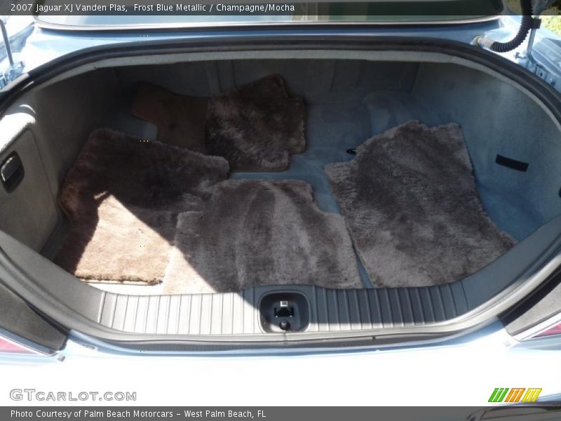 Frost Blue Metallic / Champagne/Mocha 2007 Jaguar XJ Vanden Plas