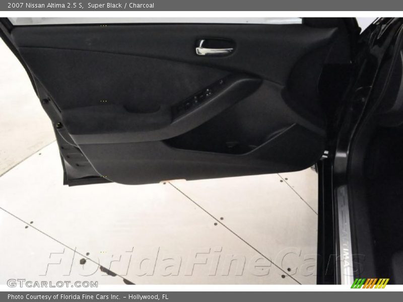 Super Black / Charcoal 2007 Nissan Altima 2.5 S