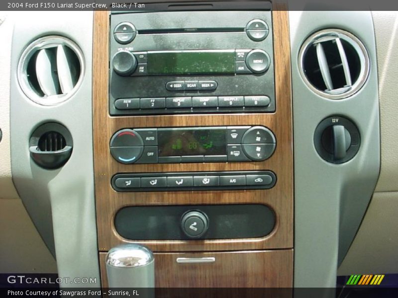 Black / Tan 2004 Ford F150 Lariat SuperCrew