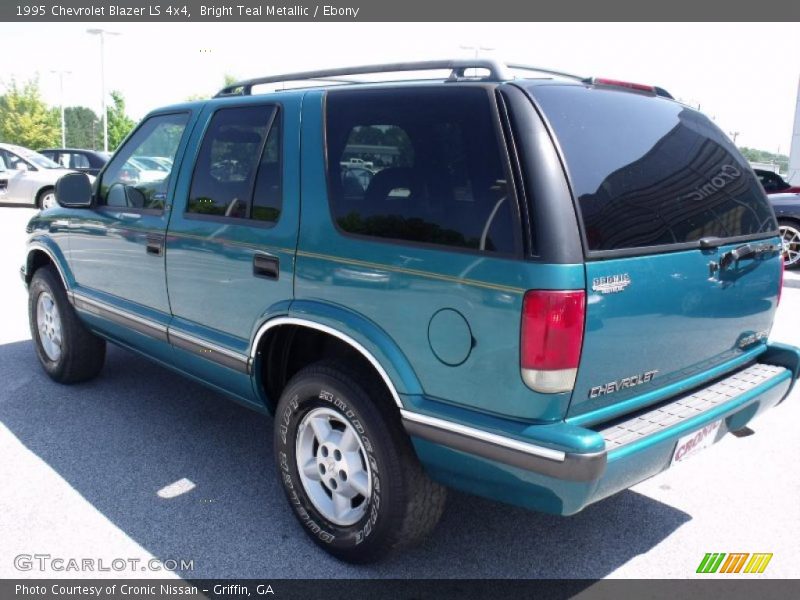 Bright Teal Metallic / Ebony 1995 Chevrolet Blazer LS 4x4