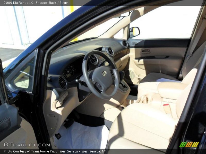 Shadow Black / Beige 2009 Kia Rondo LX