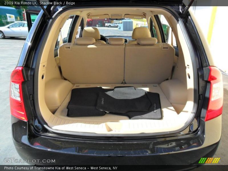 Shadow Black / Beige 2009 Kia Rondo LX