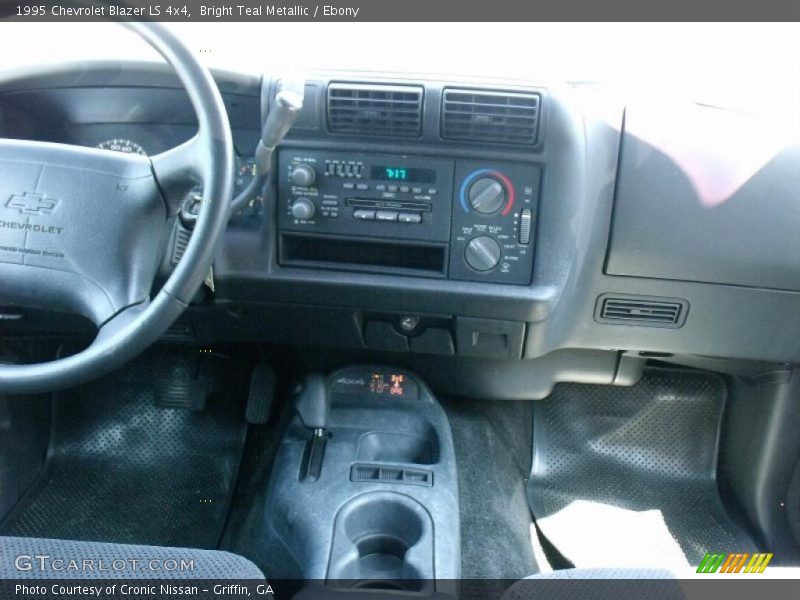 Bright Teal Metallic / Ebony 1995 Chevrolet Blazer LS 4x4