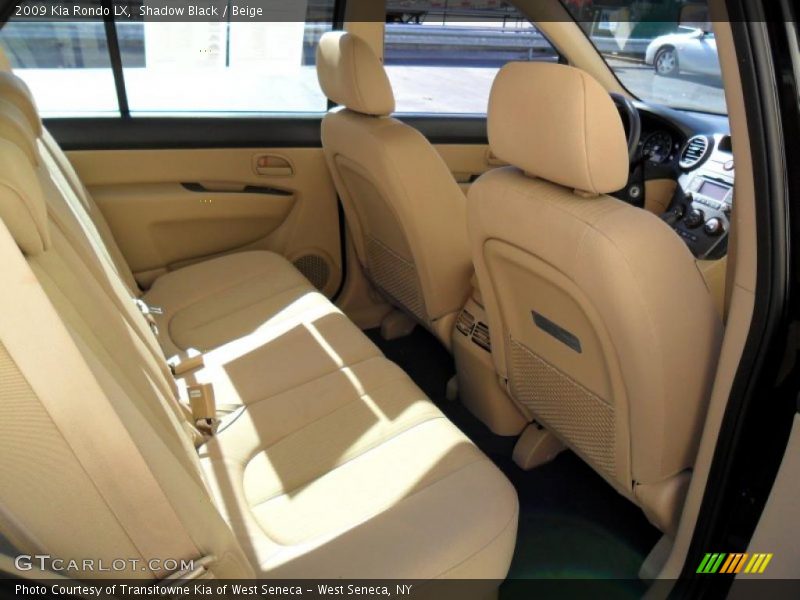 Shadow Black / Beige 2009 Kia Rondo LX