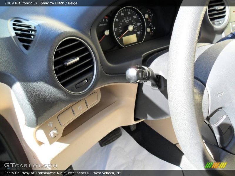 Shadow Black / Beige 2009 Kia Rondo LX