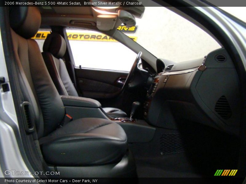 Brilliant Silver Metallic / Charcoal 2006 Mercedes-Benz S 500 4Matic Sedan