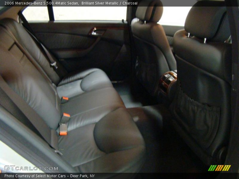 Brilliant Silver Metallic / Charcoal 2006 Mercedes-Benz S 500 4Matic Sedan