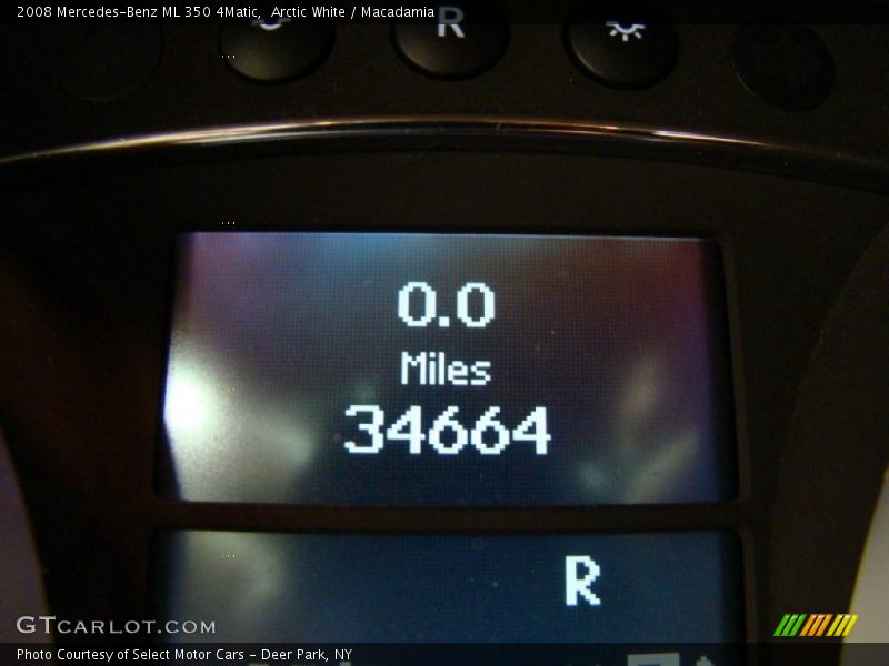 Arctic White / Macadamia 2008 Mercedes-Benz ML 350 4Matic