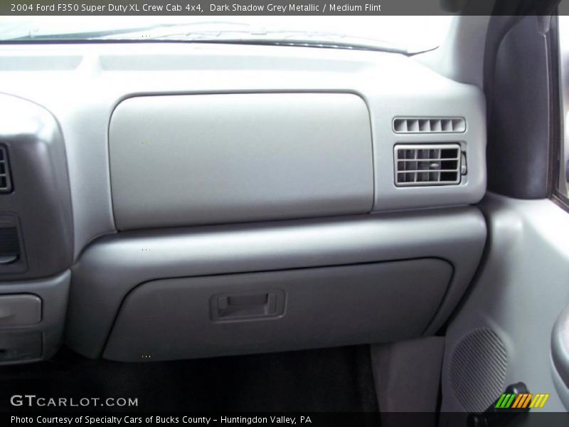 Dark Shadow Grey Metallic / Medium Flint 2004 Ford F350 Super Duty XL Crew Cab 4x4