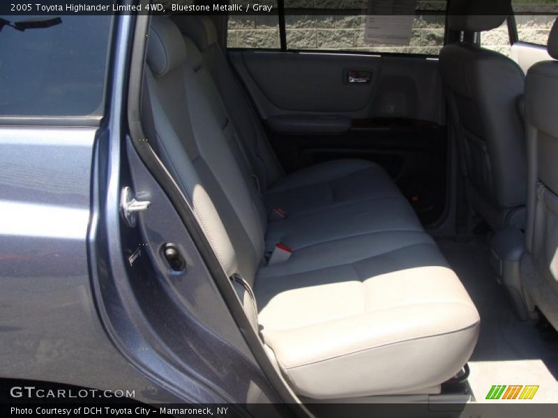 Bluestone Metallic / Gray 2005 Toyota Highlander Limited 4WD