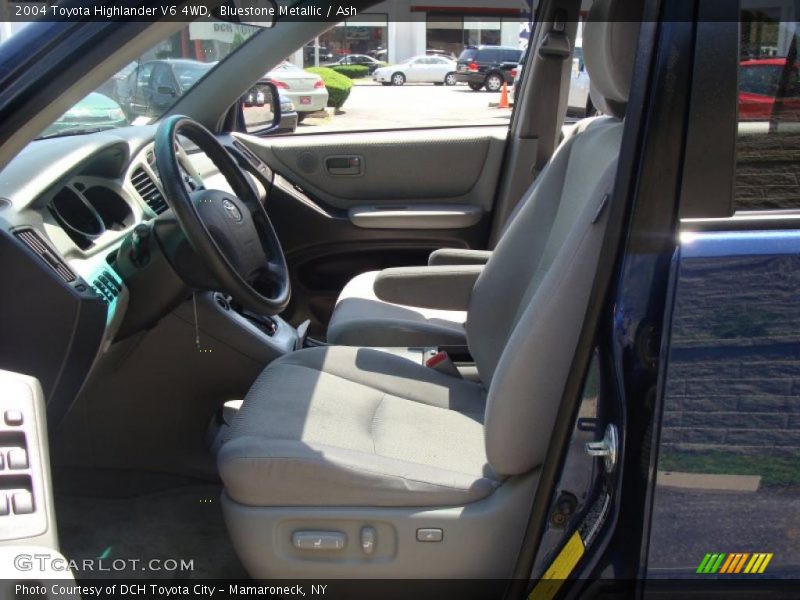Bluestone Metallic / Ash 2004 Toyota Highlander V6 4WD