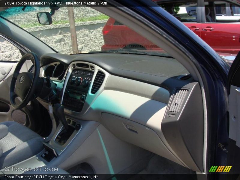 Bluestone Metallic / Ash 2004 Toyota Highlander V6 4WD