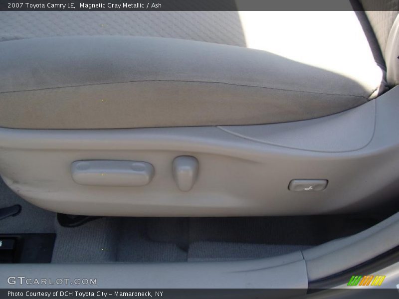 Magnetic Gray Metallic / Ash 2007 Toyota Camry LE
