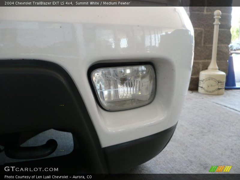 Summit White / Medium Pewter 2004 Chevrolet TrailBlazer EXT LS 4x4