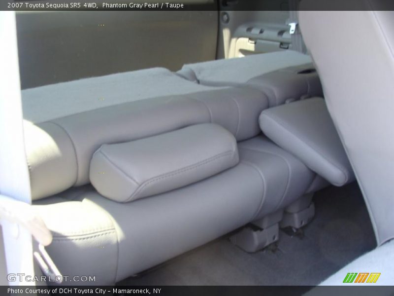 Phantom Gray Pearl / Taupe 2007 Toyota Sequoia SR5 4WD