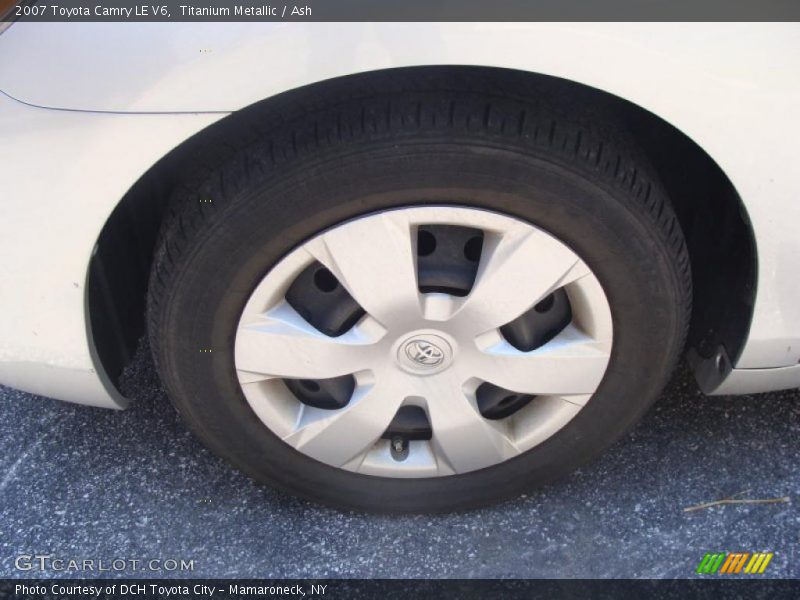 Titanium Metallic / Ash 2007 Toyota Camry LE V6