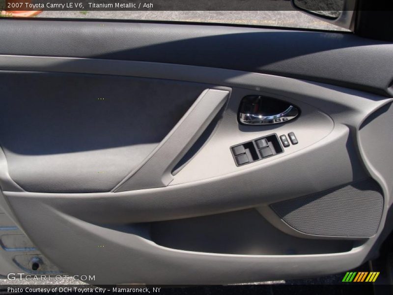 Titanium Metallic / Ash 2007 Toyota Camry LE V6